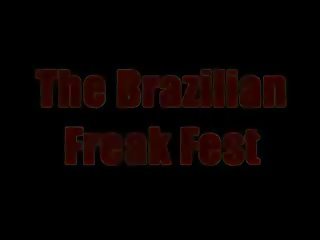 Бразилски тройка оргия парти freakfest